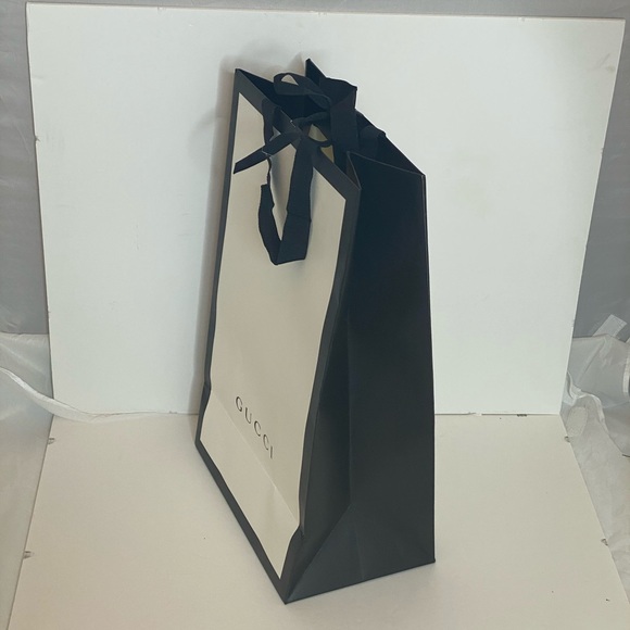 Gucci Empty Gift Bag with Black Ribbon Closure - Picture 3 of 7